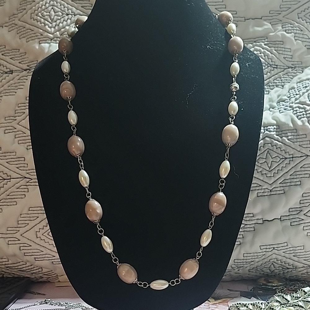 Elegant Pearl Necklace